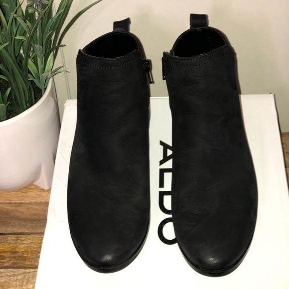 Aldo Beveth Ankle Boots - Picture 2 of 5